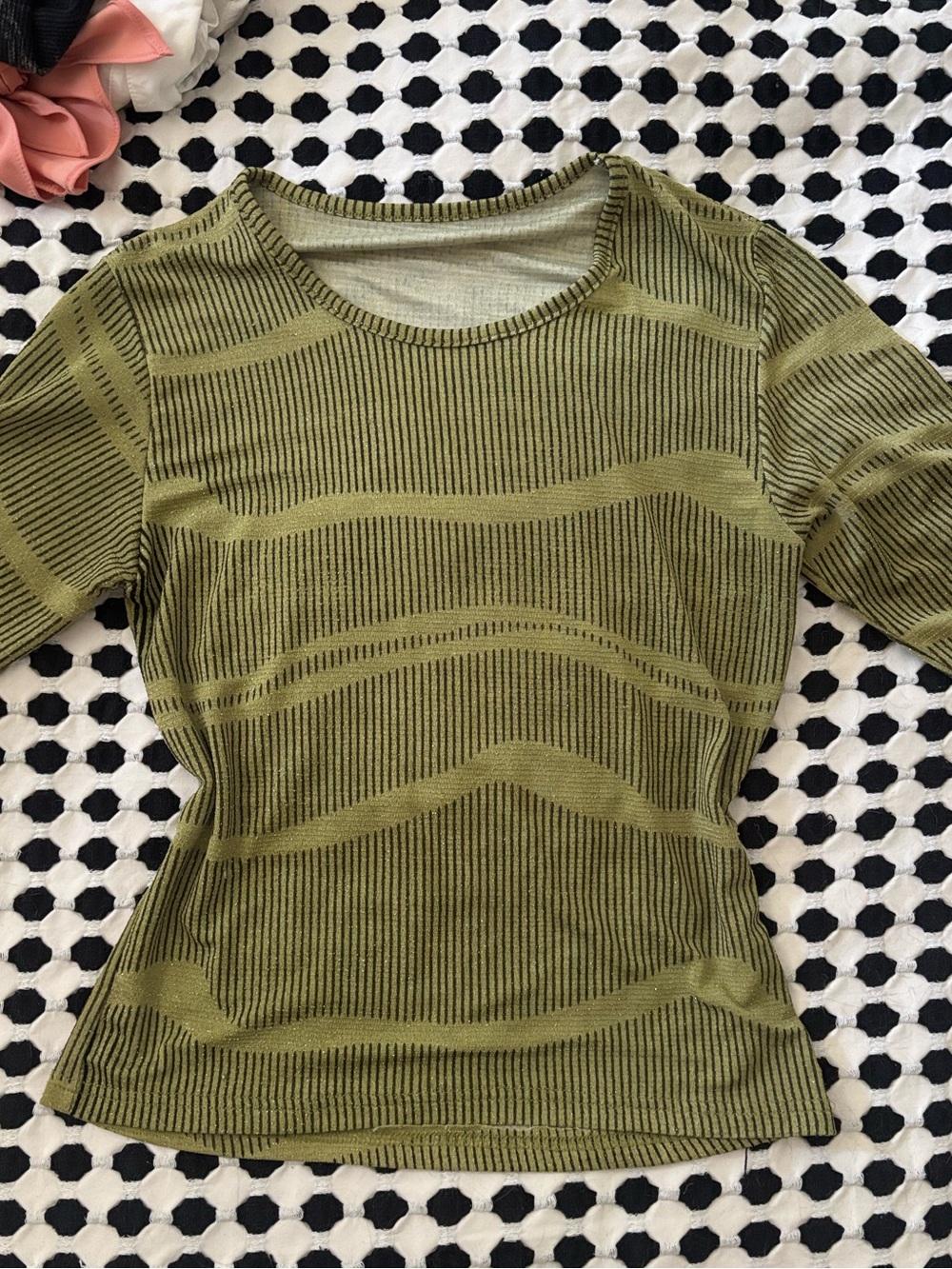 Vintage 90s Women’s Olive Green Striped Knit Top